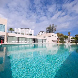 Urban Valley Resort&spa 4*, San Ġwann Málta