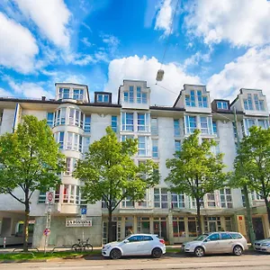 Leonardo West 4* Mnichov